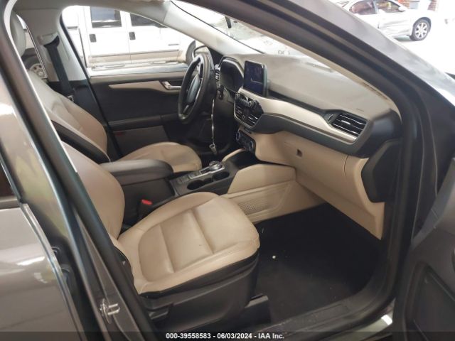 1FMCU0CZ3NUB29468 Ford Escape Sel Hybrid