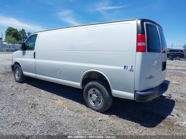 Chevrolet Express 2500 Work Van 2019 1GCWGBFG0K1313875 Image 3