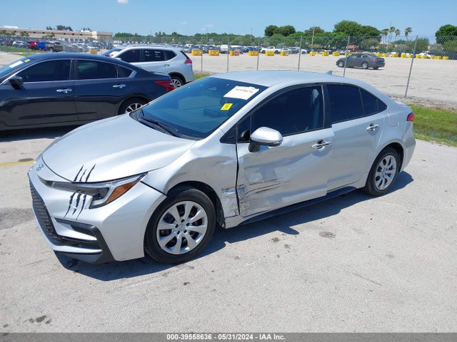 Toyota COROLLA SE 2024 5YFS4MCE9RP188788 Image 2