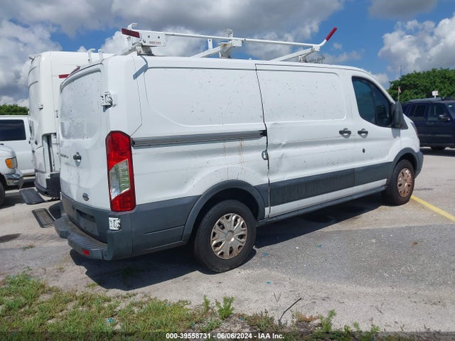 Ford Transit-150 2018 1FTYE1YM1JKA34214 Image 4