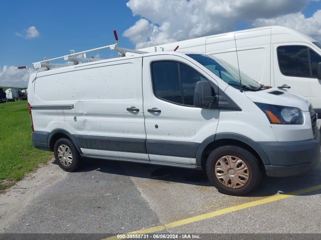 Ford Transit-150 2018 1FTYE1YM1JKA34214 Image 6