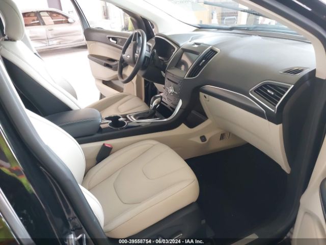 2FMPK3K8XJBC39189 Ford Edge Titanium