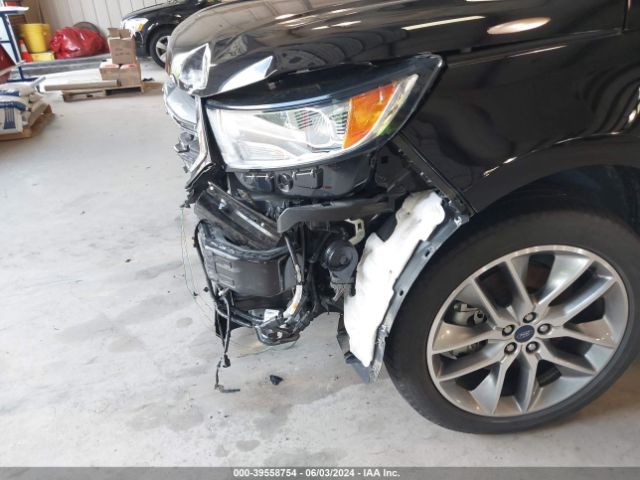 2FMPK3K8XJBC39189 Ford Edge Titanium