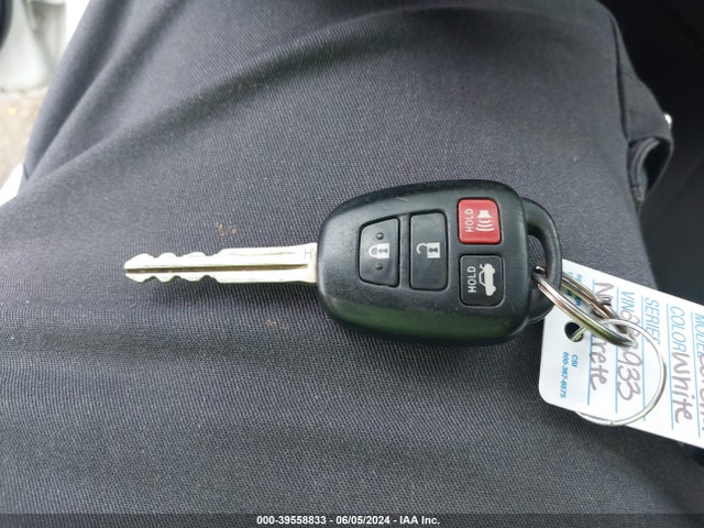 Toyota Corolla S 2015 5YFBURHE5FP283933 Image 11