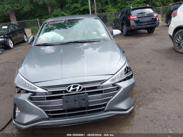 Hyundai ELANTRA SE 2019 KMHD74LF2KU811536 Image 10