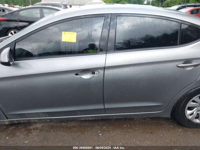 Hyundai ELANTRA SE 2019 KMHD74LF2KU811536 Image 12
