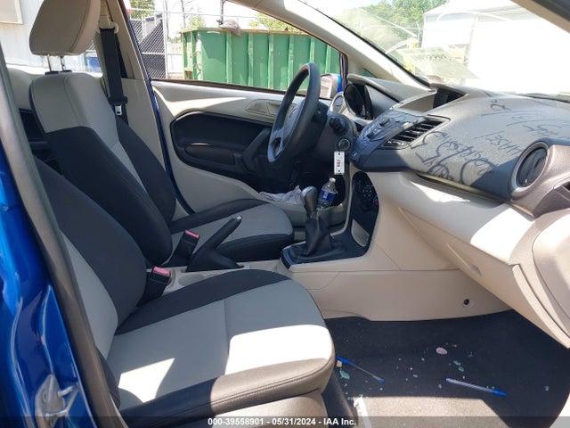Продажа на аукционе авто 2011 Ford Fiesta S, vin: 3FADP4AJXBM169749, номер лота: 39558901