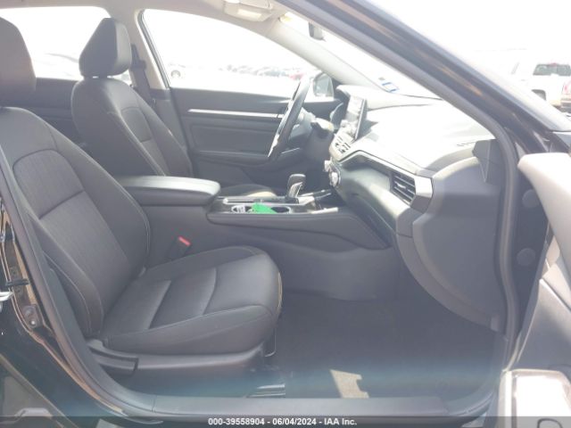 1N4BL4DV3PN336712 Nissan Altima Sv Fwd