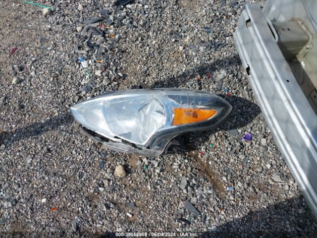 3N1CN7AP4GL859322 Nissan Versa 1.6 S