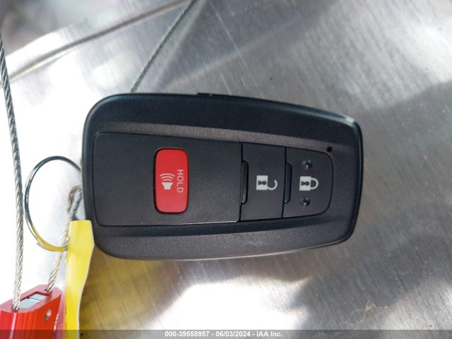 Toyota Prius L 2022 JTDKAMFU9N3188210 Image 11