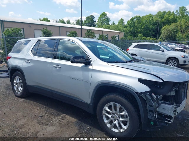 Chevrolet Traverse Ls 2018 1GNERFKW9JJ244944 zdjęcie główne