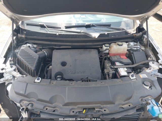 Chevrolet Traverse Ls 2018 1GNERFKW9JJ244944 Image 10