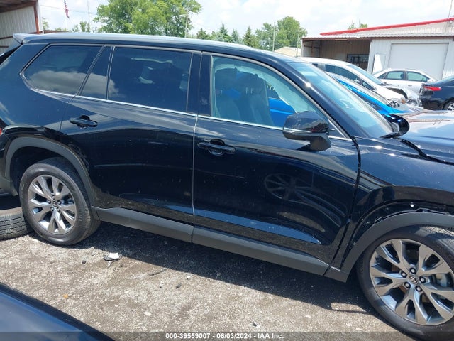 Toyota Grand Highlander Limited 2024 5TDAAAB55RS009724 Image 14