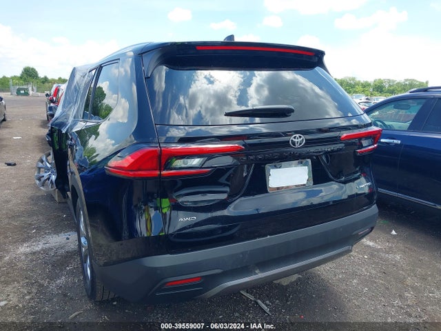 Toyota Grand Highlander Limited 2024 5TDAAAB55RS009724 Image 17