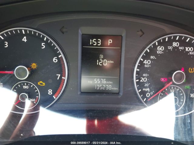 1VWAS7A35FC027618 Volkswagen Passat 1.8t Wolfsburg Edition