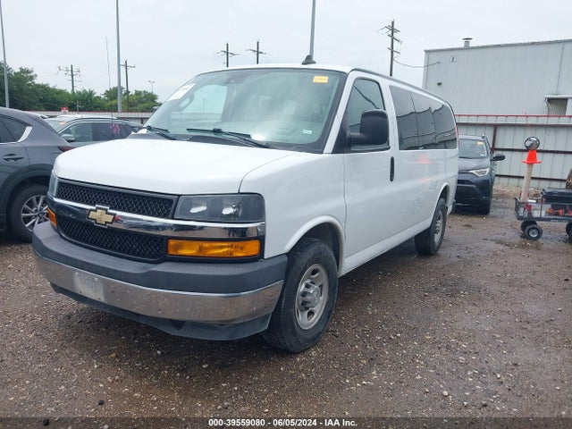 1GAWGFFG5K1368063 Chevrolet Express 2500 Lt