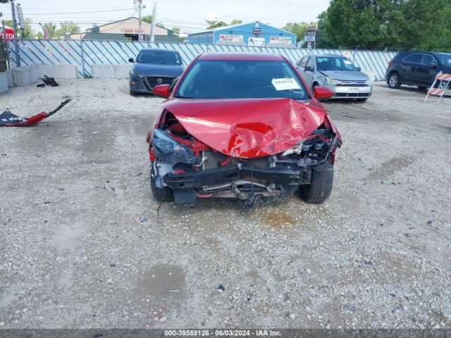 2T1BURHE9KC235782 Toyota Corolla Xle