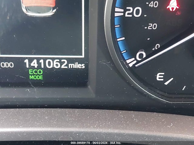 Toyota RAV4 LE 2017 JTMBFREVXHJ138814 Image 15