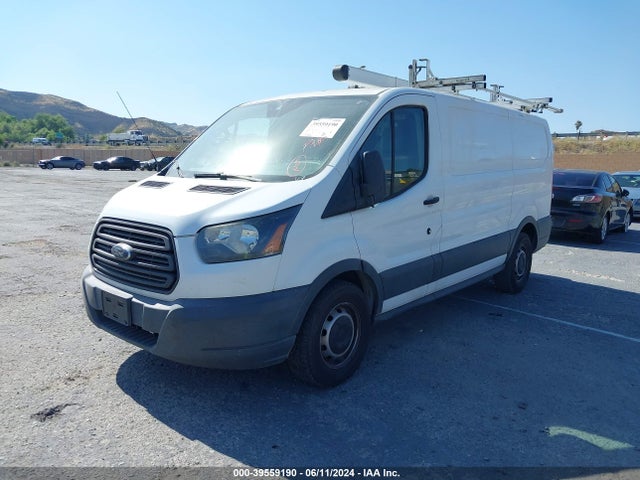 Ford Transit-150 2017 1FTYE1ZM4HKA15679 Image 2
