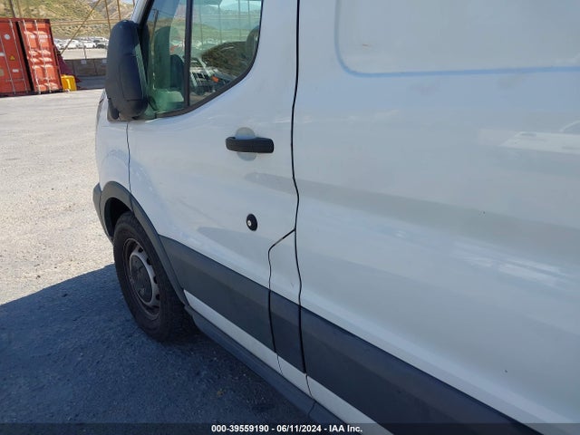 Ford Transit-150 2017 1FTYE1ZM4HKA15679 Image 6