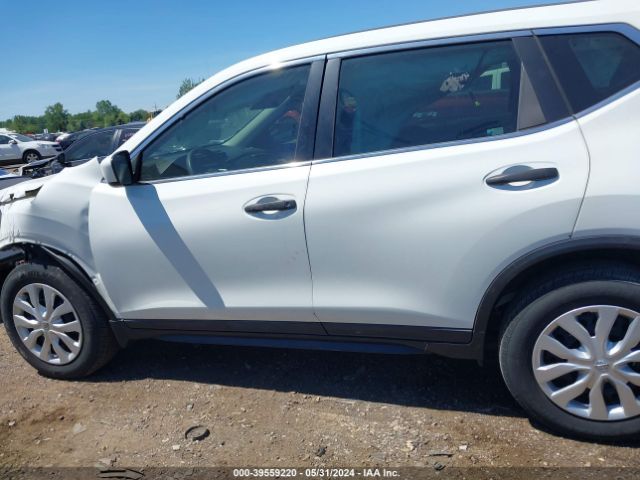 5N1AT2MV7JC831231 Nissan ROGUE S