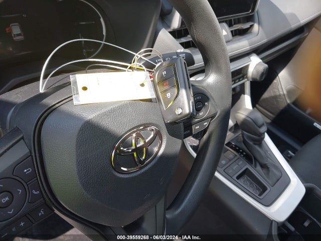 Toyota RAV4 LE 2024 2T3H1RFV9RC261550 Image 11