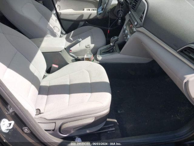 5NPD84LF5LH623901 Hyundai ELANTRA SEL