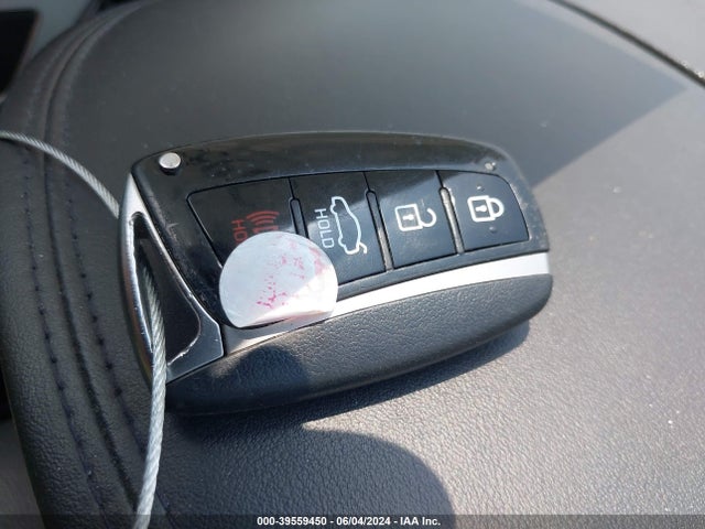 Hyundai Genesis 5.0 2015 KMHGN4JF1FU069531 Image 11