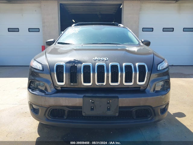 1C4PJMCS1HW590038 Jeep Cherokee Latitude 4x4