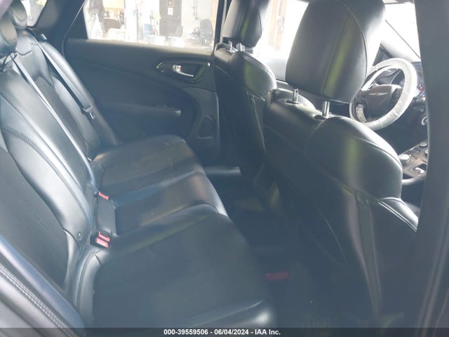 1C3CCCBB5FN760641 Chrysler 200 S