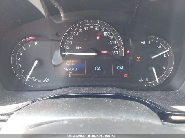 1GYKNARS8JZ205044 Cadillac Xt5 Standard