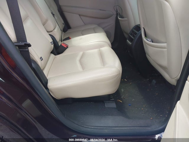 1GYKNARS8JZ205044 Cadillac Xt5 Standard