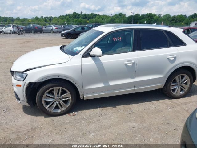 WA1ECCFS8HR012048 Audi Q3 2.0t Premium