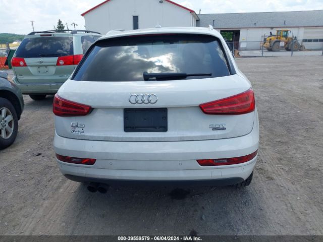 WA1ECCFS8HR012048 Audi Q3 2.0t Premium