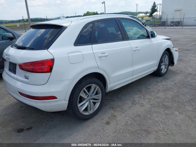 WA1ECCFS8HR012048 Audi Q3 2.0t Premium