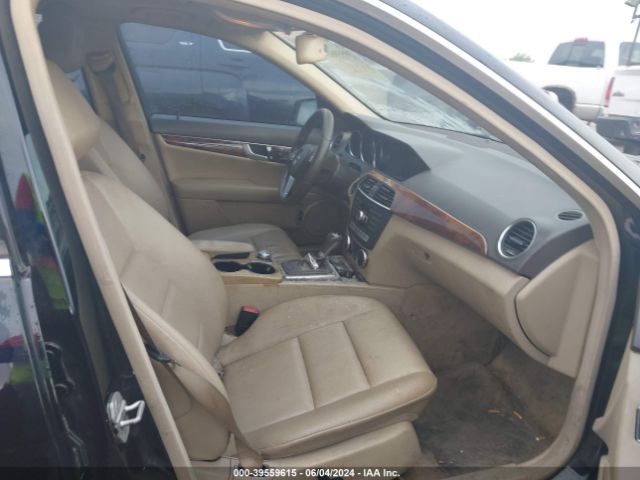 WDDGF4HB9EG242770 Mercedes-Benz C 250 Luxury/sport