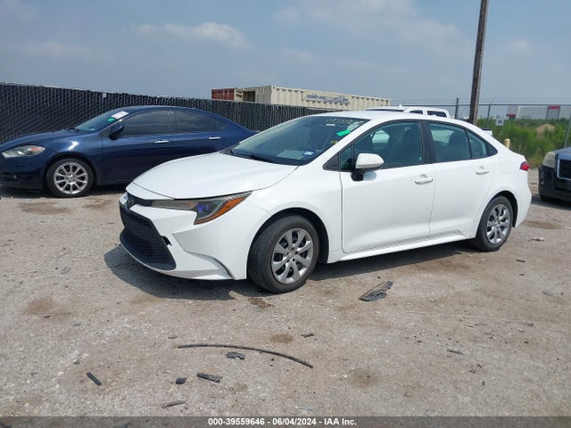 Toyota COROLLA LE 2021 5YFEPMAE9MP186538 Image 2