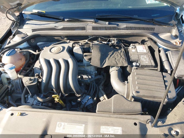 3VW2K7AJ8EM226419 Volkswagen Jetta 2.0l S