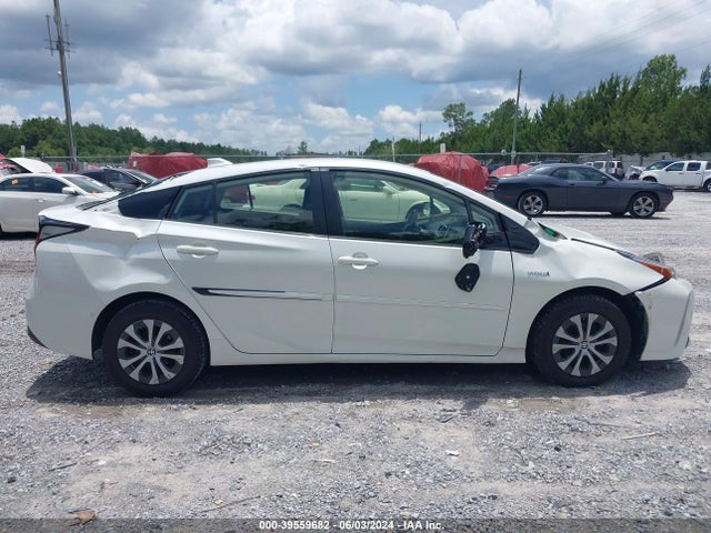 Toyota Prius Xle Awd-e 2020 JTDL9RFU1L3015708 Image 13