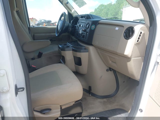 Ford E-350 Super Duty Xlt 2014 1FBNE3BLXEDA98152 Image 5