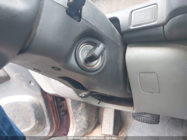 2001 MITSUBISHI MONTERO SPORT JA4LS21H81P061770 Photo 10