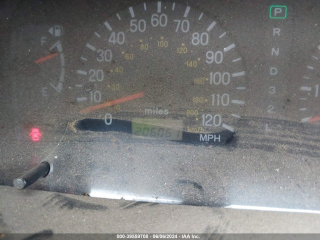 2001 MITSUBISHI MONTERO SPORT JA4LS21H81P061770 Photo 6