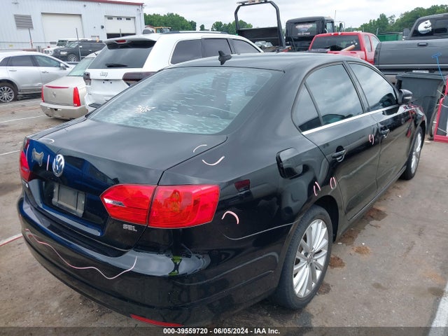3VWL07AJ6EM211749 Volkswagen Jetta 1.8t Sel