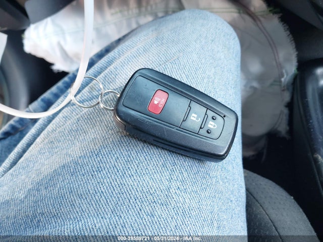 Toyota Prius Two Eco 2016 JTDKARFU6G3503965 Image 11