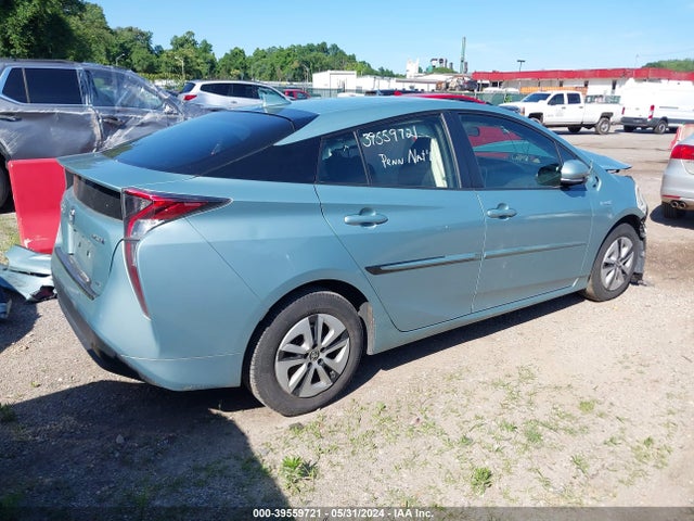 Toyota Prius Two Eco 2016 JTDKARFU6G3503965 Image 4