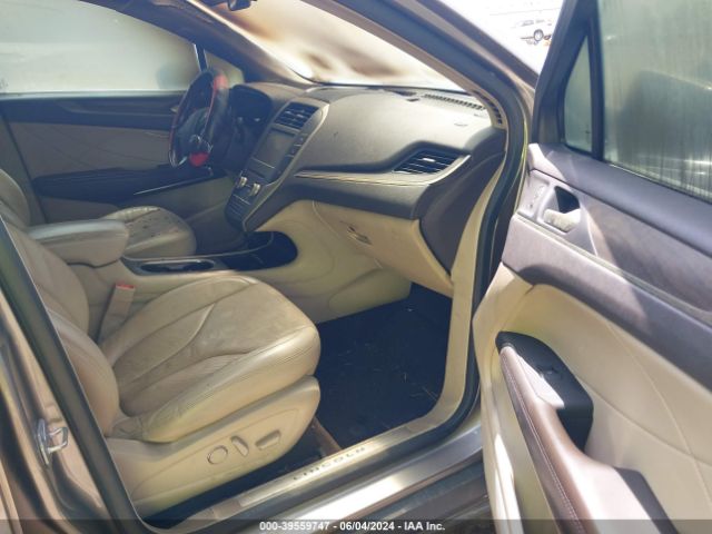 5LMTJ3DH2HUL32028 Lincoln Mkc Reserve
