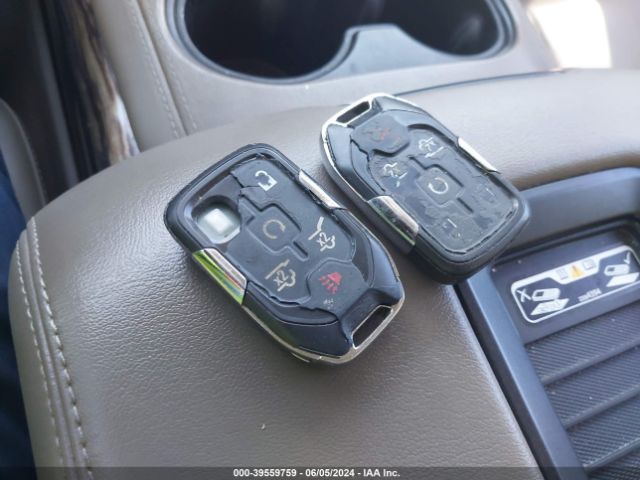 1GKS2GKCXGR384432 GMC Yukon Xl Slt