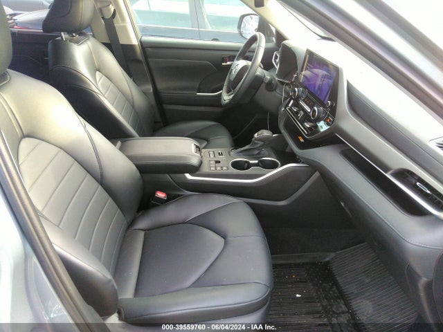 Toyota Highlander Xle 2023 5TDKDRBH9PS017830 Image 5