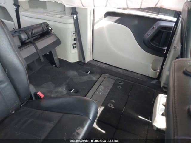 2C4RC1CG0ER113182 Chrysler Town & Country Touring-l