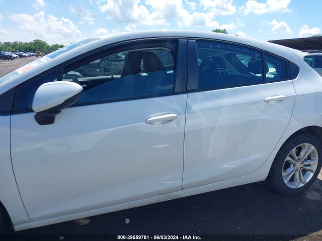 Chevrolet CRUZE LS 2019 3G1BC6SM9KS567749 Image 15